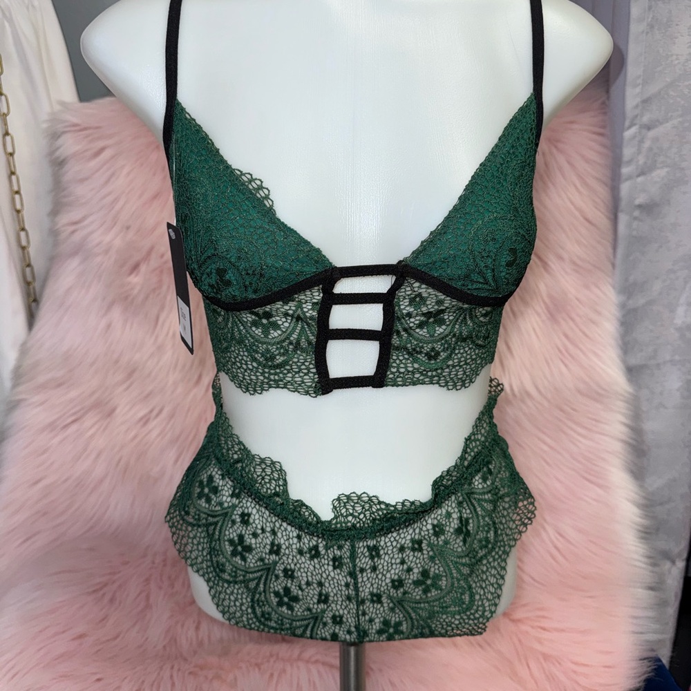 Emerald Lace Bralette and Panty Set